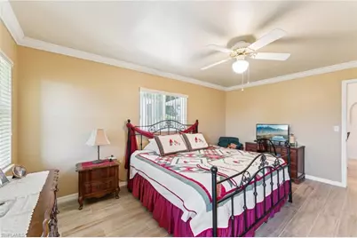 914 SW 3rd Ave, Cape Coral, FL 33991 - Photo 17