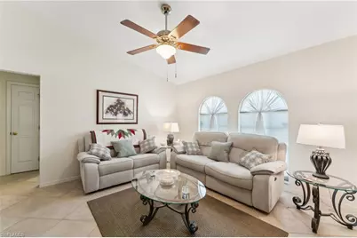 914 SW 3rd Ave, Cape Coral, FL 33991 - Photo 9