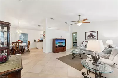 914 SW 3rd Ave, Cape Coral, FL 33991 - Photo 7
