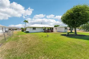 914 SW 3rd Ave, Cape Coral, FL 33991 - Photo 31