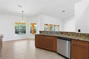 928 NW 5th Pl, Cape Coral, FL 33993 - Photo 17
