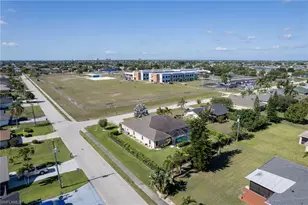 201 SW 35th St, Cape Coral, FL 33914 - Photo 33