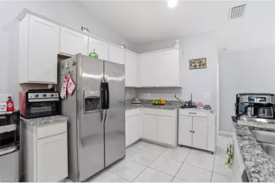 1201 NW 14th Pl, Cape Coral, FL 33993 - Photo 13