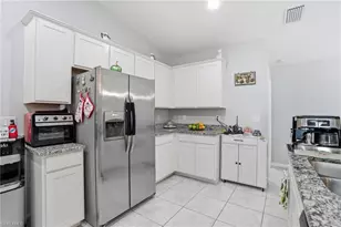 1201 NW 14th Pl, Cape Coral, FL 33993 - Photo 13