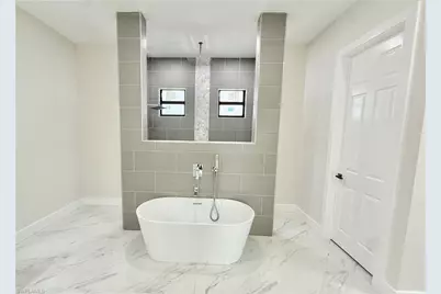 2006 NW 21st St, Cape Coral, FL 33993 - Photo 11