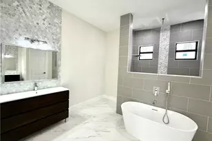 2006 NW 21st St, Cape Coral, FL 33993 - Photo 13