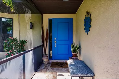 627 SE 34th St, Cape Coral, FL 33904 - Photo 5