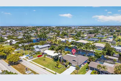 1229 El Dorado Pkwy E, Cape Coral, FL 33904 - Photo 35