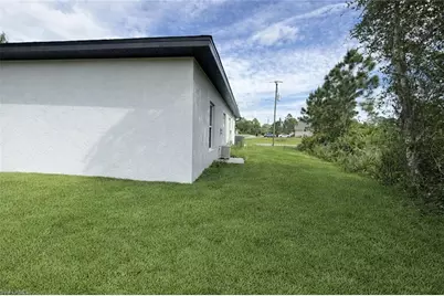 2809 Darlene Pl, Lehigh Acres, FL 33971 - Photo 23