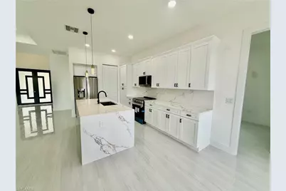 2706 Floyd Ave S, Lehigh Acres, FL 33976 - Photo 15
