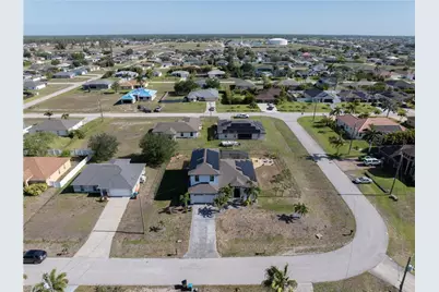 1233 NW 18th St, Cape Coral, FL 33993 - Photo 39