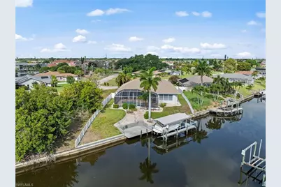 3733 SE 12th Pl, Cape Coral, FL 33904 - Photo 3
