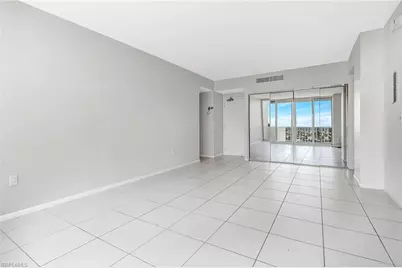 140 Seaview Ct Seaview Ct #1504, Marco Island, FL 34145 - Photo 5