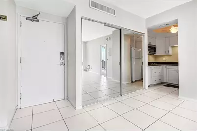 140 Seaview Ct Seaview Ct #1504, Marco Island, FL 34145 - Photo 7