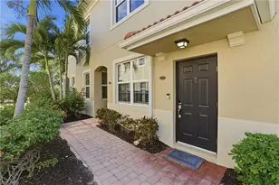 8515 Oakshade Cir, Fort Myers, FL 33919 - Photo 3