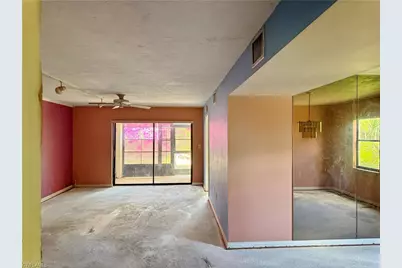 9305 Lake Park Dr #104, Fort Myers, FL 33919 - Photo 9
