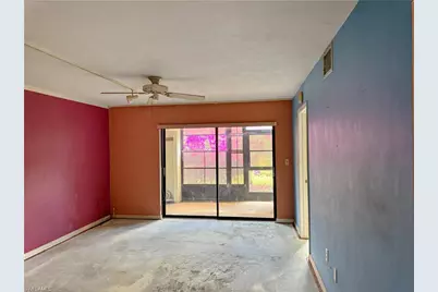 9305 Lake Park Dr #104, Fort Myers, FL 33919 - Photo 11