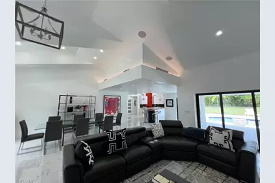1919 Countess Ct, Naples, FL 34110 - Photo 7