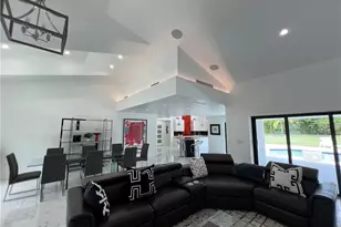 1919 Countess Ct, Naples, FL 34110 - Photo 7
