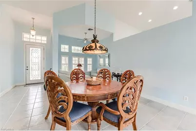 8864 New Castle Dr, Fort Myers, FL 33908 - Photo 11