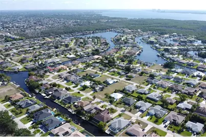 2146 SE 18th Ave, Cape Coral, FL 33990 - Photo 47