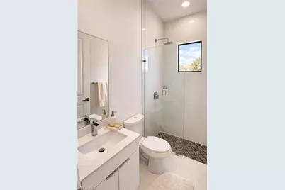 2102 NW 25th Pl, Cape Coral, FL 33993 - Photo 7