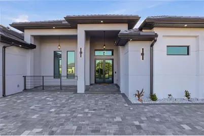 120 SW 9th Ave, Cape Coral, FL 33991 - Photo 5