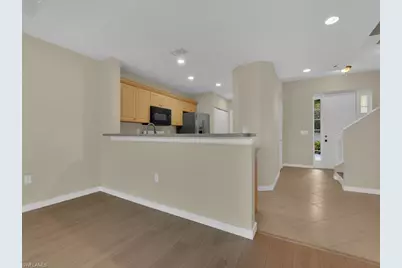 13150 Broadhurst Loop #203, Fort Myers, FL 33919 - Photo 9
