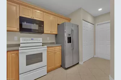 13150 Broadhurst Loop #203, Fort Myers, FL 33919 - Photo 5