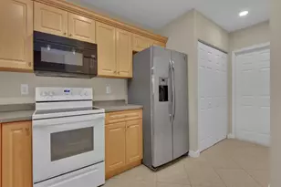 13150 Broadhurst Loop, Fort Myers, FL 33919 - Photo 5