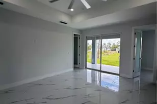 846 Runble St E, Lehigh Acres, FL 33974 - Photo 5