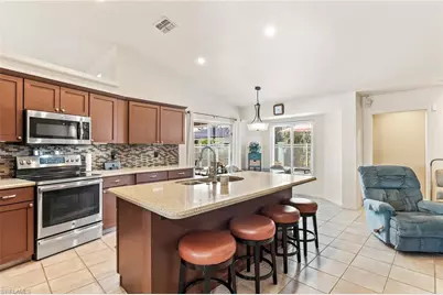 17593 Moorfield Dr, Fort Myers, FL 33908 - Photo 5