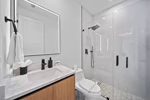 203 SE 11th Terrace, Cape Coral, FL 33990 - Photo 19