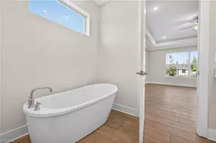 1030 SW 15th Ave, Cape Coral, FL 33991 - Photo 21