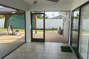 1319 SW 10th Pl, Cape Coral, FL 33991 - Photo 15