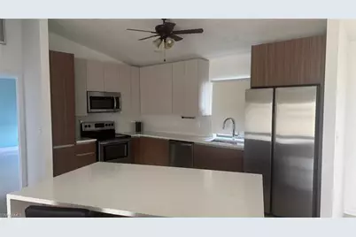 1319 SW 10th Pl, Cape Coral, FL 33991 - Photo 27