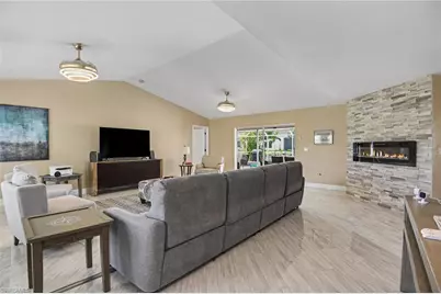 136 SE 5th St, Cape Coral, FL 33990 - Photo 5