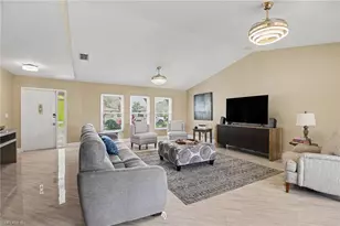 136 SE 5th St, Cape Coral, FL 33990 - Photo 7