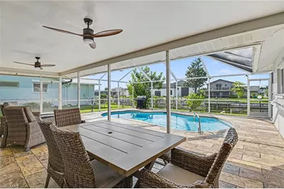 136 SE 5th St, Cape Coral, FL 33990 - Photo 27