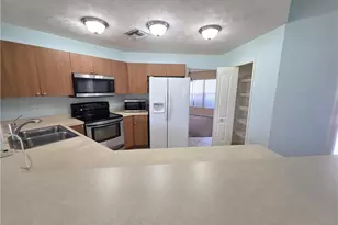 4614 SW 9th Pl, Cape Coral, FL 33914 - Photo 7