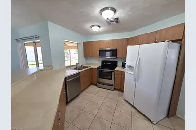 4614 SW 9th Pl, Cape Coral, FL 33914 - Photo 9