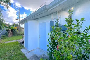 3026 2nd St, Fort Myers, FL 33916 - Photo 7