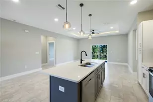 421 NE 19th Terrace, Cape Coral, FL 33909 - Photo 11
