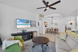 12050 Santaluz Dr, Fort Myers, FL 33913 - Photo 7