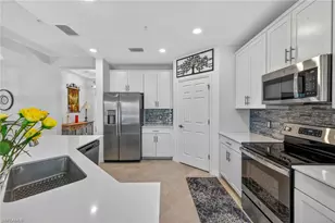 12050 Santaluz Dr, Fort Myers, FL 33913 - Photo 13