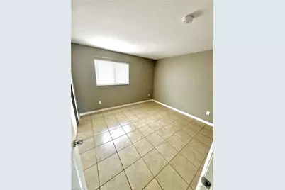 129 SE 23rd Pl #-Unit 2, Cape Coral, FL 33990 - Photo 7