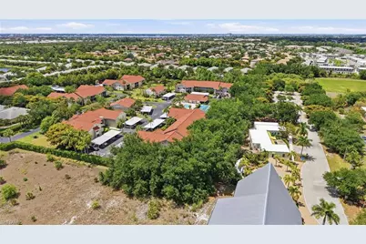 9627 Eaton Gardens Ln #205, Fort Myers, FL 33919 - Photo 37