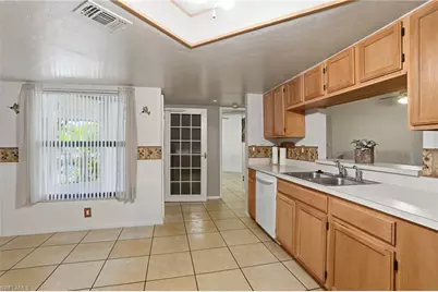 9627 Eaton Gardens Ln #205, Fort Myers, FL 33919 - Photo 21