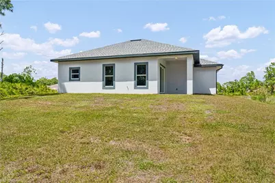 1032 Milwaukee Blvd, Lehigh Acres, FL 33974 - Photo 21