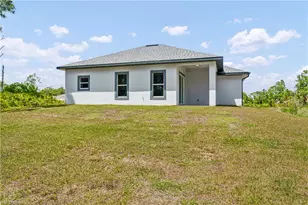 1032 Milwaukee Blvd, Lehigh Acres, FL 33974 - Photo 21